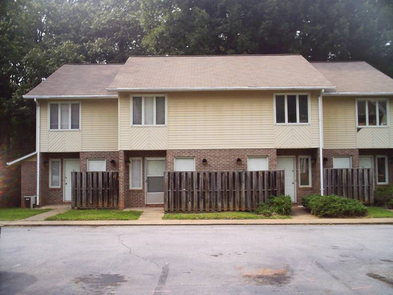 PENDLETON PLACE Foothills Property Management